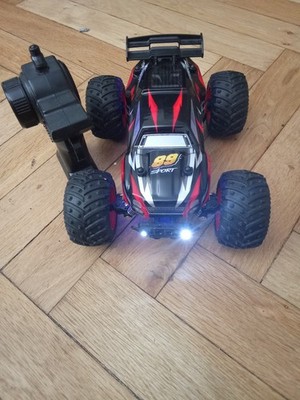 RC Monster 4WD Buggy Und Remote Control Car 2.4 GHz   Modell 89 Sport