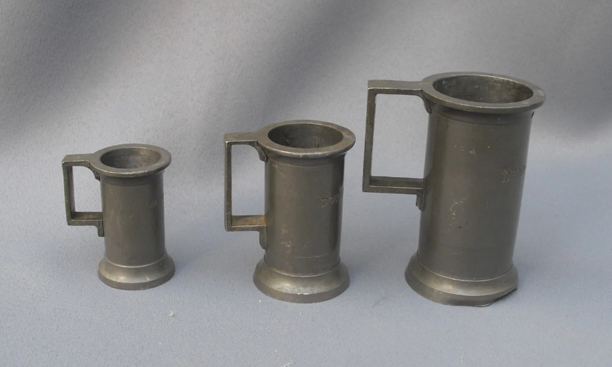 French centilitre double-centilitre demi-decilitre pewter measuring cups antique