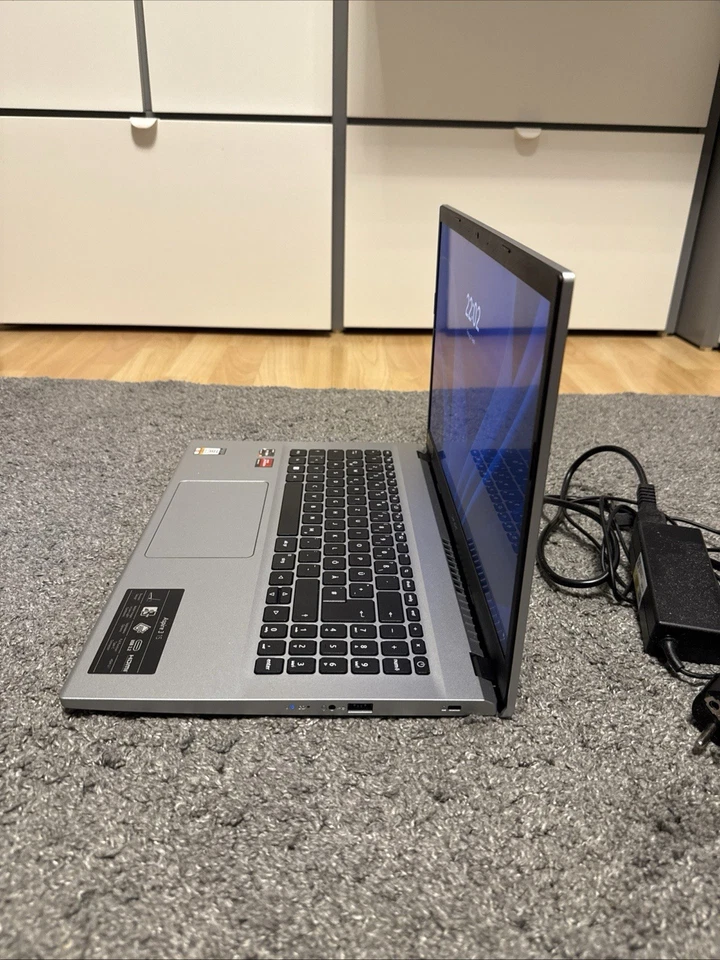 ASUS Laptop Mit Einer Raysen 7 5000 1T Speicher Windows 11 - Bild 3 von 4