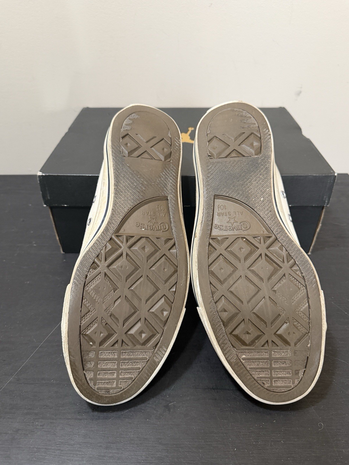 Size 10.5 - Converse Chuck Taylor All Star Low Optical White W- Good Condition thumbnail 4