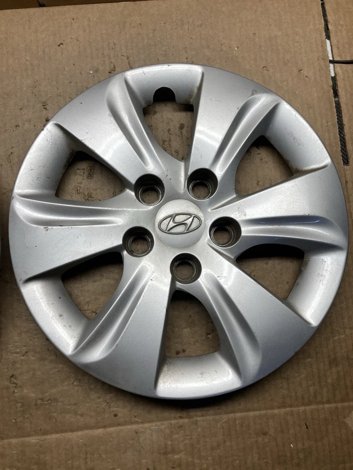 OEM 2011-2016 HYUNDAI ELANTRA 15 PULGADAS CUBIERTA DE RUEDA TAPACUBOS PAR 52960-3X000 #E9 Foto 3 de 4