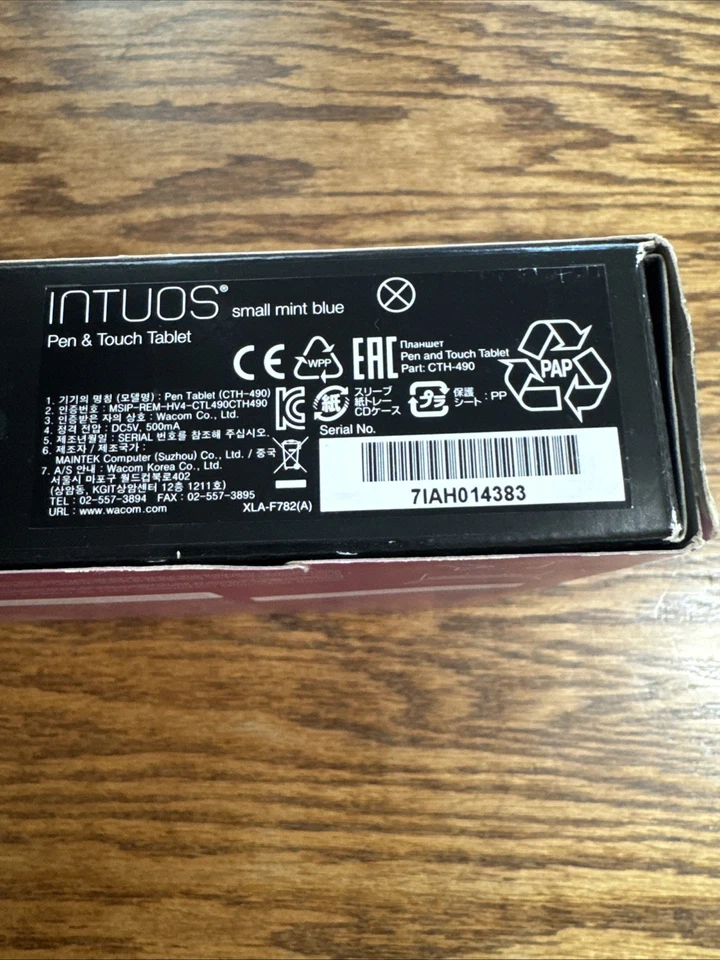 Wacom Intuos Comic Pen and Touch Graphic Drawing Tablet CTH-490CB Blue - Image 4 of 4