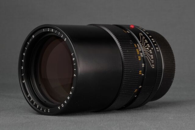 Leica Elmarit-R 135mm F2.8 Lens - Leica Store Nuremberg- XN8442
