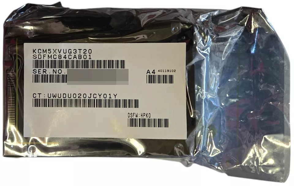 NUEVO HPE Kioxia CM5-V 3.2TB PCI-E Gen3 NVMe U.2 Uso Mixto SSD KCM5XVUG3T20 Foto 2 de 2