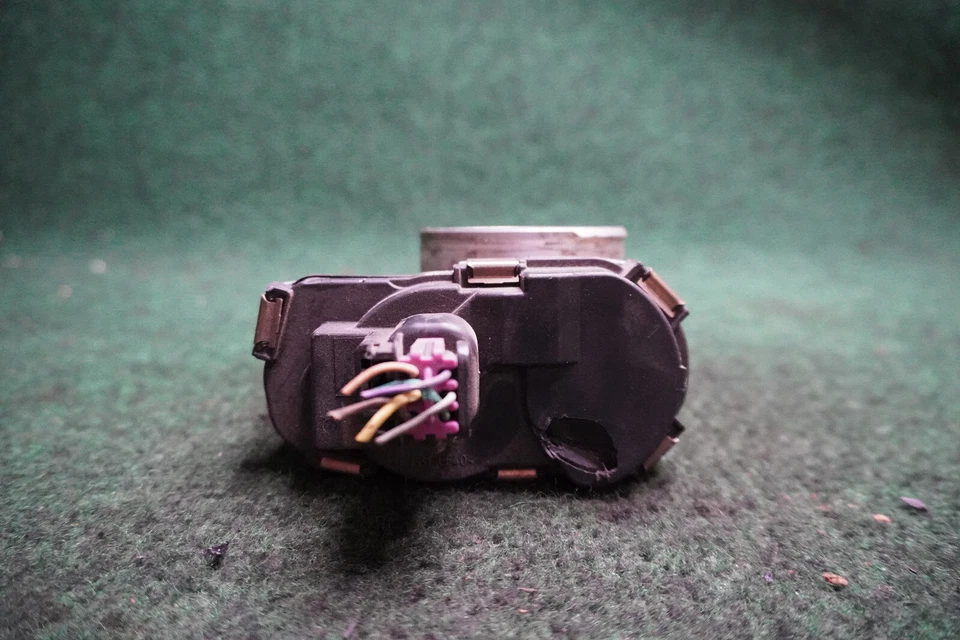 Saturn Aura 2008 3,6 L carrocería del acelerador OEM RME722A Foto 3 de 4