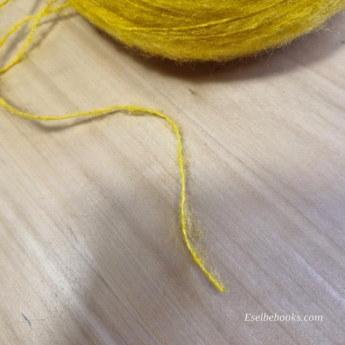 Unbranded Machine Knitting Yarn - 270 grams - neon yellow acrylic/mohair (C83) - Picture 5 of 7