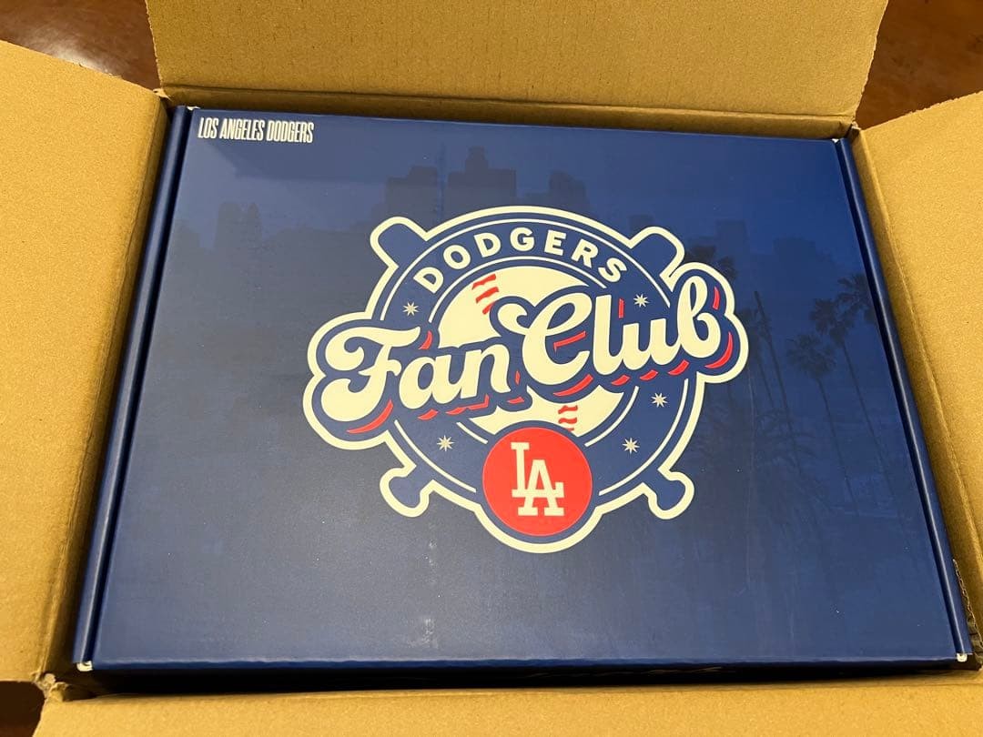 ロサンゼルス・ドジャース MVPファンクラブボックス 新品 Los Angeles Dodgers Fan Club MVP Benefit Set Blue Unopened MLB