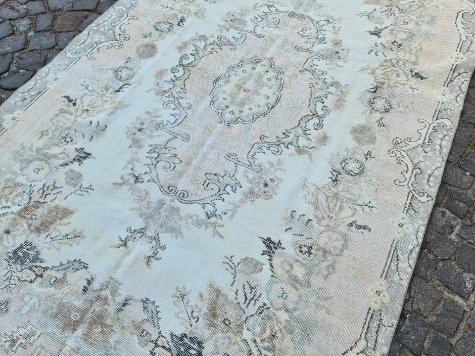Vintage Turkish Rug 6x10 Aubusson Style Distressed Carpet Beige Blush Floral - Image 4 of 4