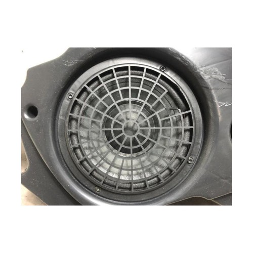 SUBWOOFER Audi A3 2 PHASE 1 2.0 TDI - 16V TURBO QUATTRO 4X4 2006 8P3035382E - Afbeelding 3 van 5