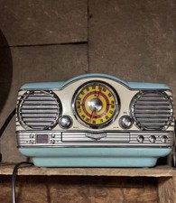 Memorex Retro Jukebox Style AM/FM Radio CD Player Turquoise Blue Working