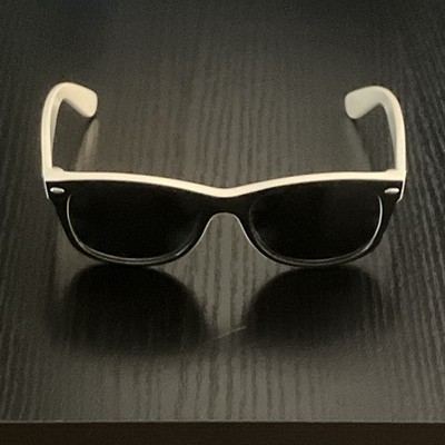 RAY-BAN Black/Beige Wayfarer Prescription Lenses/Need Replacement Lenses