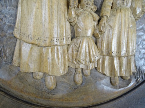 Antique French Hand Carved Wood Solid Wall Plate Breton Mother+Child 17" diam - Picture 9 of 19