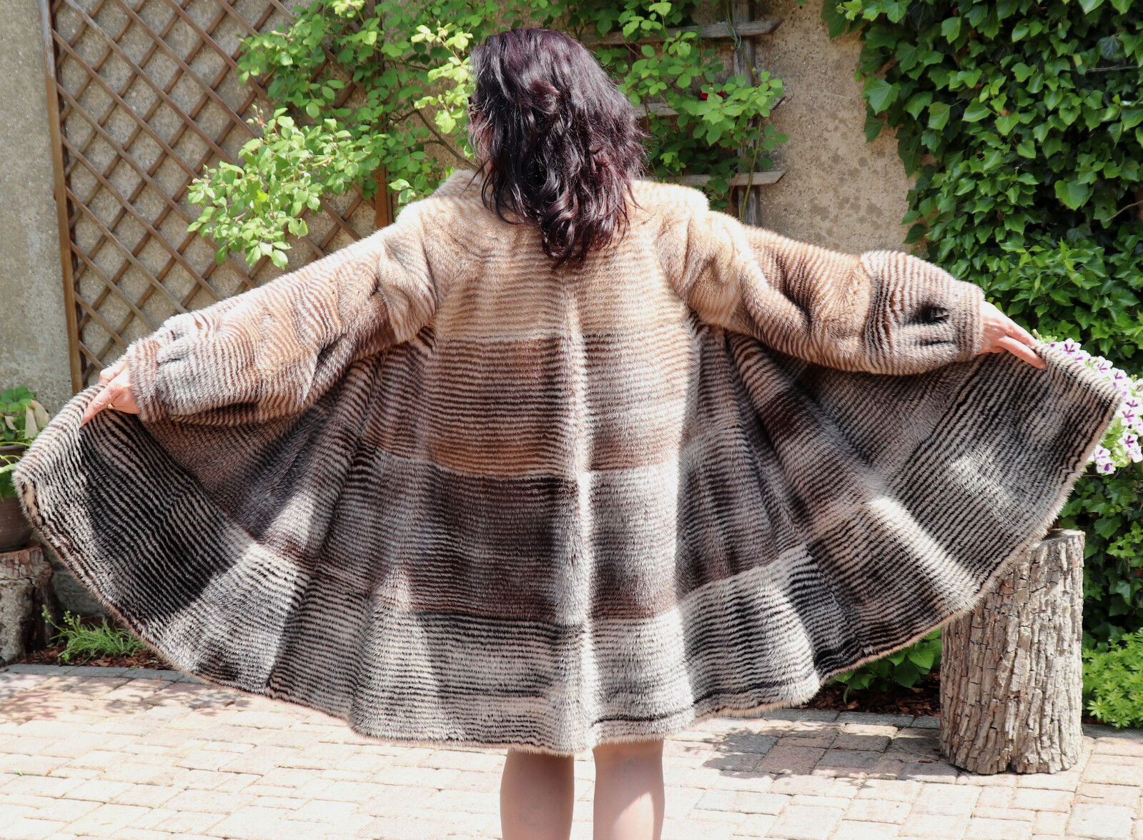 Mink Coat Saga Royal Mink Fur Coat Swinger Design Stripe Pattern Beige Grey image 2
