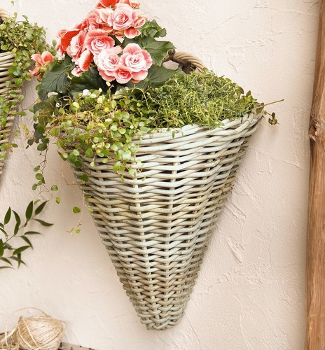 Wand Pflanzer aus Rattan, grau, Blumen Pflanz Korb Topf Hänge Füllhorn Kasten