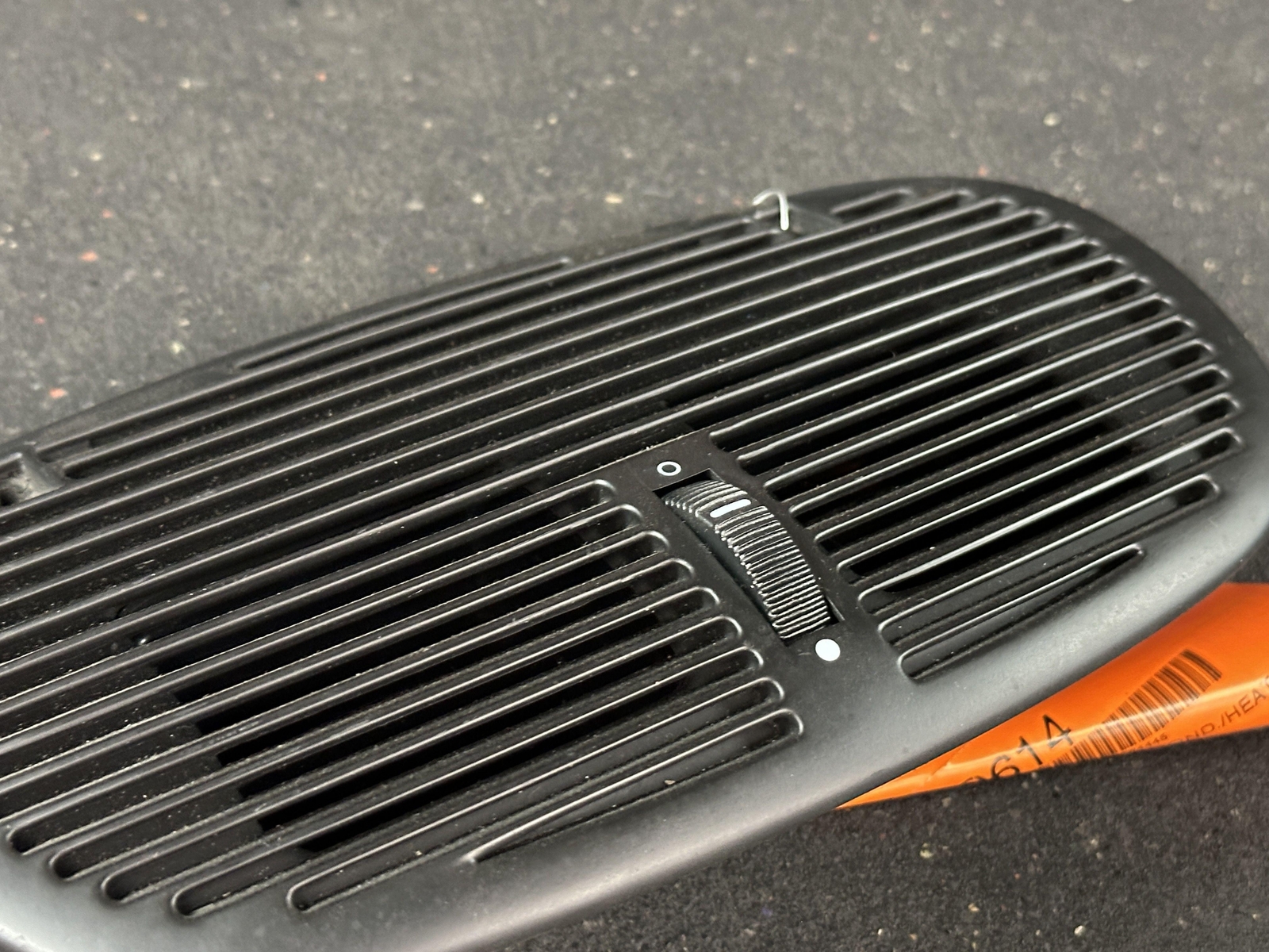 03-07 MASERATI COUPE GT CENTER DASH BOARD HEATER A/C AIR CONDITIONER VENT