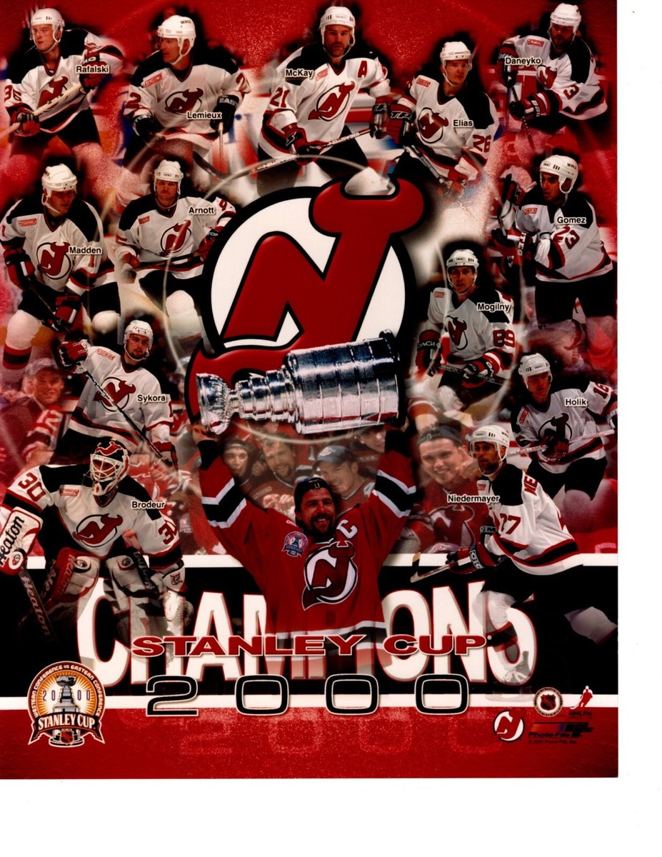 2000 NEW JERSEY DEVILS STANLEY CUP CHAMPIONS 8X10 TEAM PHOTO NHL