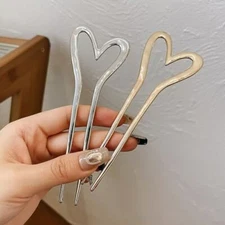 2pcs Metal Heart Hairpins Golden Silver Pins Hair Stick Metal U 2Pcs Color1