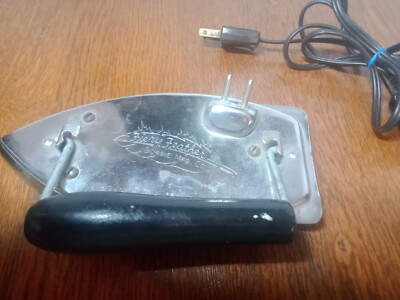 Vintage Travel Iron Fiery Feather Folding Wood Handle Works