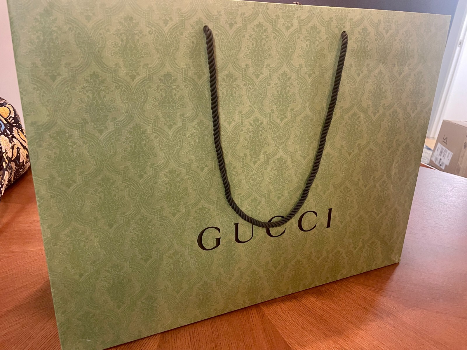 Authentic Gucci Green Empty Gift Box, Tissue, Ribbon, Bag 