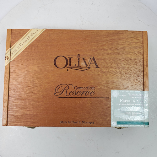 Boîte à cigares Oliva Connecticut Reserve 9x6x2" pouces Tobacciana bois VIDE