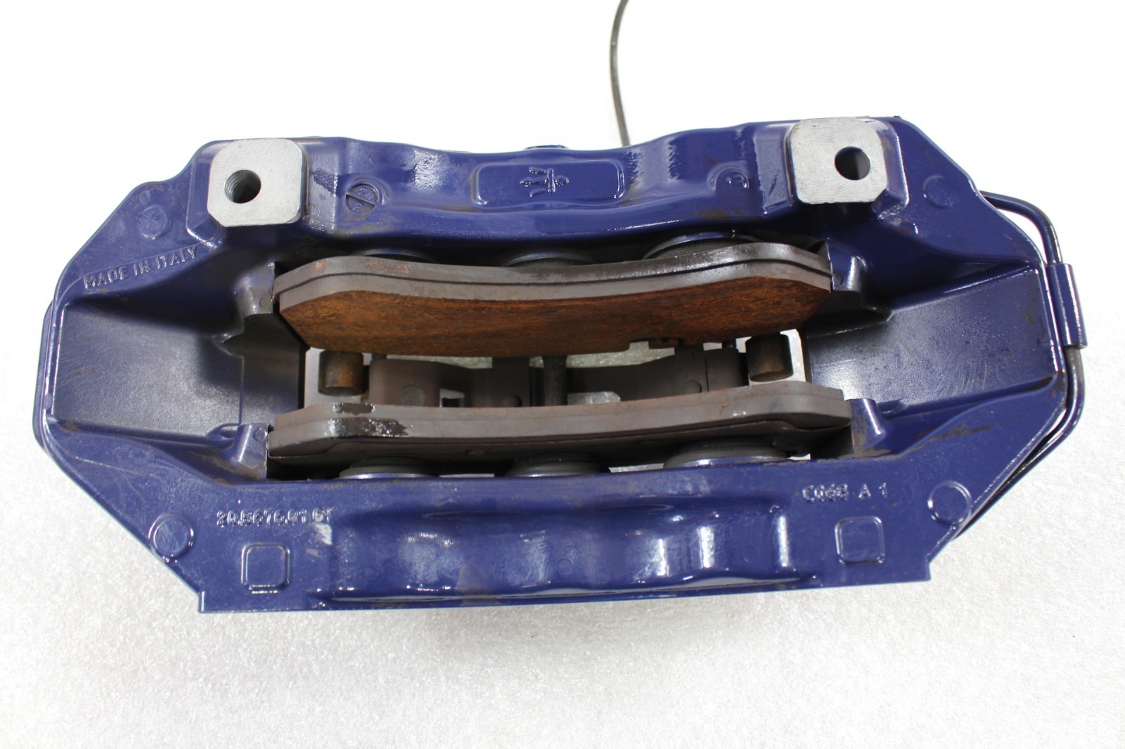 Maserati Quattroporte FRONT+LEFT Brake caliper P/N 670030945