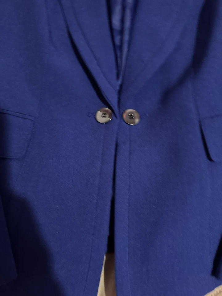 Kasper Blazer Jacket Women’s 6 Blue Blazer Long Sleeves Two Buttons Two Pockets - Image 2 of 4