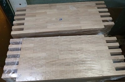 8mm Massiv Parkett , 49.14 qm  , Eiche naturell, engl. Verband , 100 % FSC,