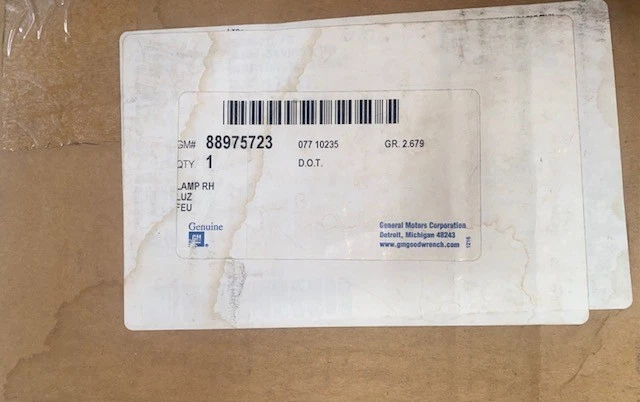 09-10 GENUINA PONTIAC VIBE LÁMPARA TRASERA LATERAL PASAJERO, PIEZA NUEVA OEM, P/N 88975723 Foto 4 de 4