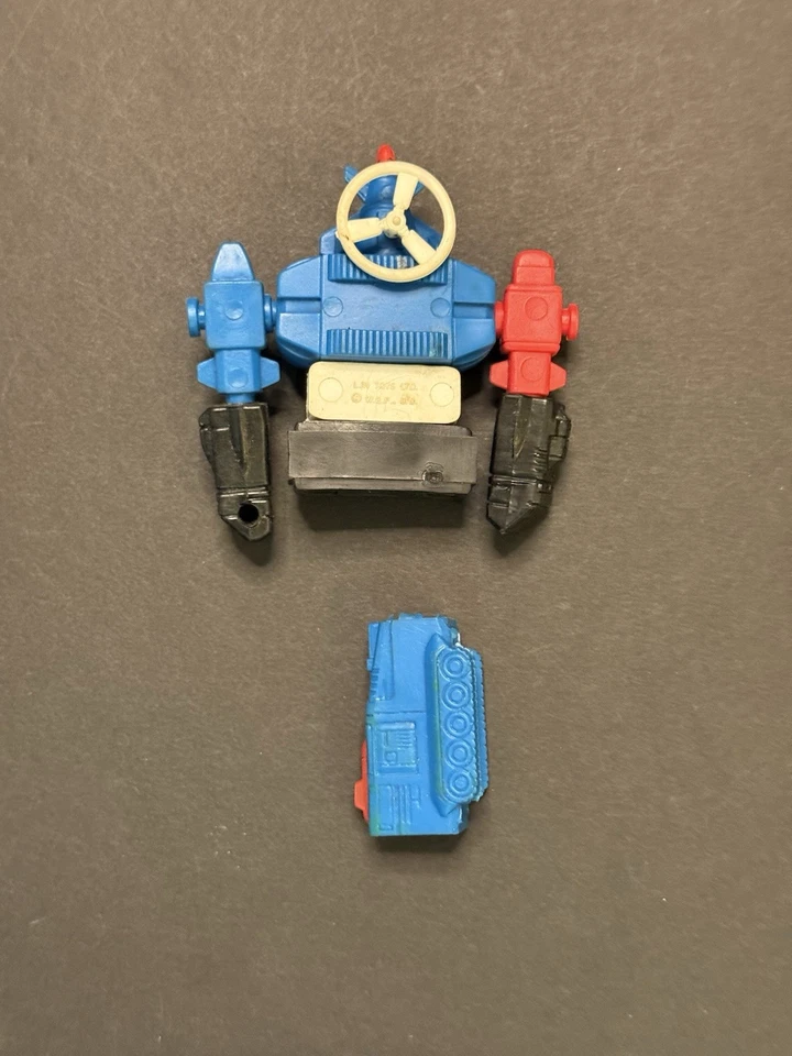 Резиновая экшн-фигурка VOLTRON Vehicle Team Assembler LJN Toys винтаж 1984 - Изображение 2 из 2