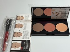 Smashbox Step-By-Step Contour Kit with Brush In Medium To Dark New In Box