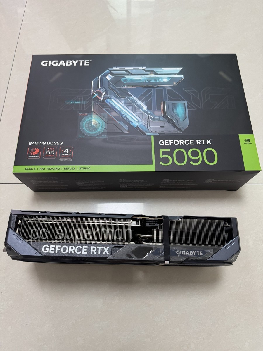 GIGABYTE RTX 5090 GAMING OC No Core, No VRAM With Box - FOR PARTS