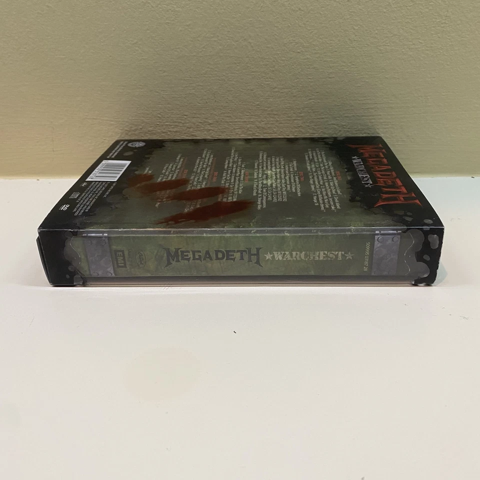 Megadeth Warchest Box 🎸 4-Disc Set (1 CD Missing) 2007 Capitol Records - Image 2 of 4