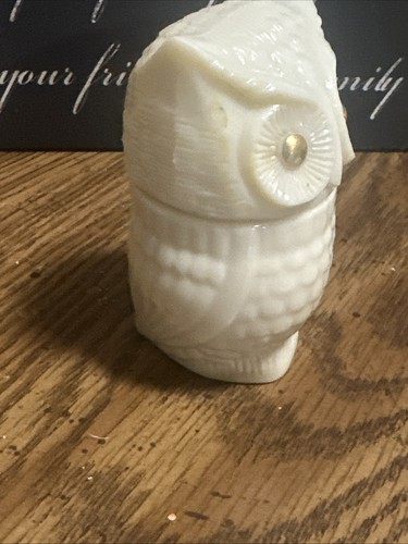 Vintage Owl Avon Milk Glass Set Cream Perfume Decanter Bottles Empty - Picture 6 of 11