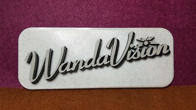 Fan Art - Wandavision - Episode One Titelkarte - 100mm breit - 3D gedrucktes Logo*