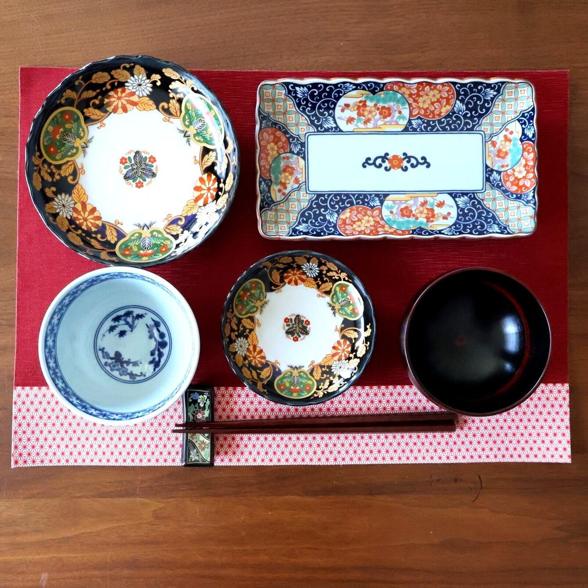 Japanese Dinnerware Set for 2 – Red & Imari Style Plates with