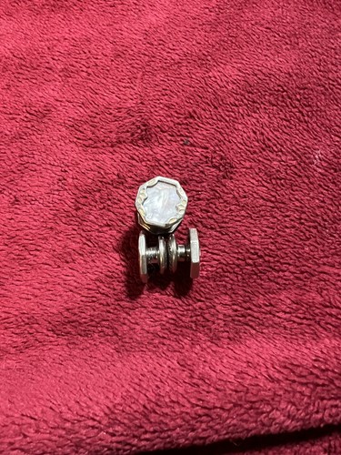 Vintage Snap Link Style Cufflinks, Kum-A-Part MOP with Ruffled Edge. - Picture 4 of 4