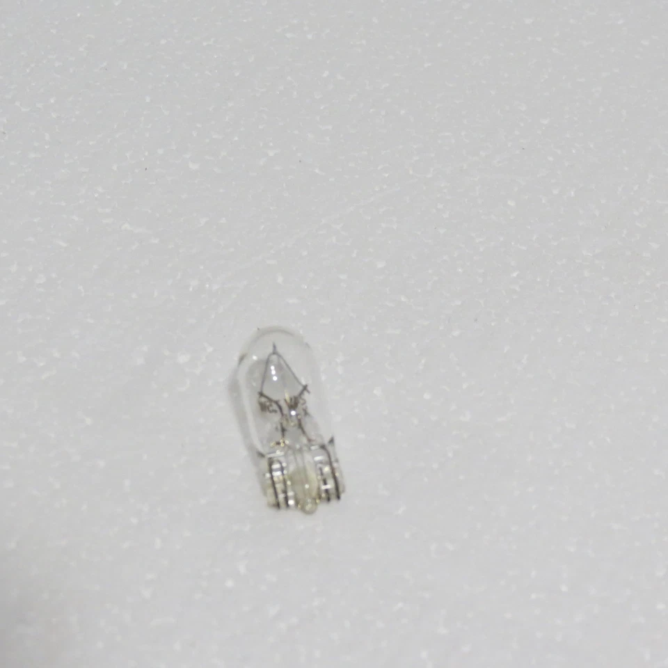 BULB T3- 1/4 24V 7.5W WEDGE CLEAR XENON T3.25 10 BULBS SATCO S6975 REPLACEMENT - Image 2 of 3