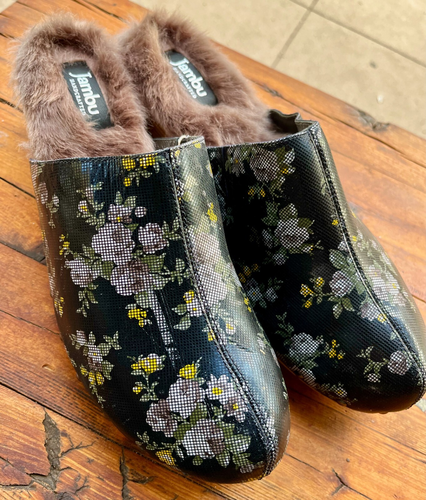 Jambu Monaco Leather Mule Clogs Handcrafted Roses Black Fur lined