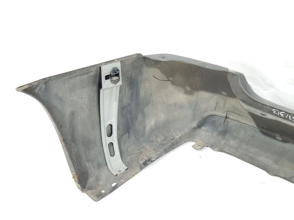 2003 2004 2005 Subaru Forester XT OEM Complete Black Rear Bumper - Imagem 2 de 4