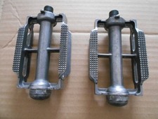 paire de pédales ALUVAC en aluminium pour vélo ancien vintage
