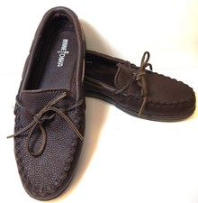 MINNETONKA Moccasins Men Moosehide shoes Leather Rawhide Deerskin Hardsole 9 NEW