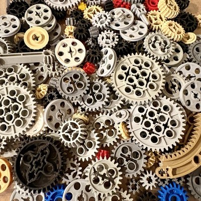 Lego Lot Gears Pulley x25 Technic Mindstorms Nxt Random Pick Variety Of Sizes