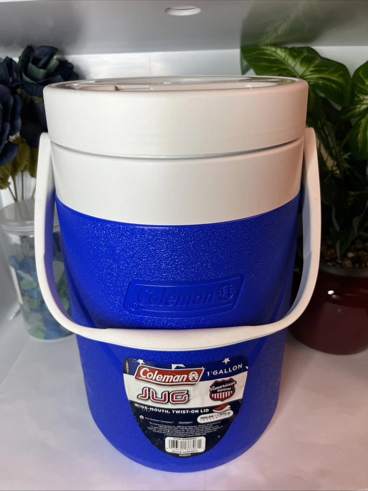 Coleman 1 Gallon Jug Beverage Cooler Wide-Mouth Twist-On Lid, Blue Never Used