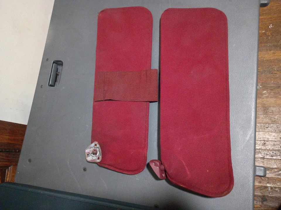 88-98 OBS Chevy GMC C/K Truck Silverado SERRIA Juego de parasol tela granate Foto 2 de 4