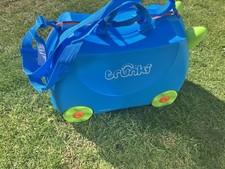 Trunki Blue Kids' Ride-On Suitcase with Strap