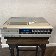 Sanyo VCR-4400 VTG Video Cassette Player Recorder Betamax BII/III. Untested 