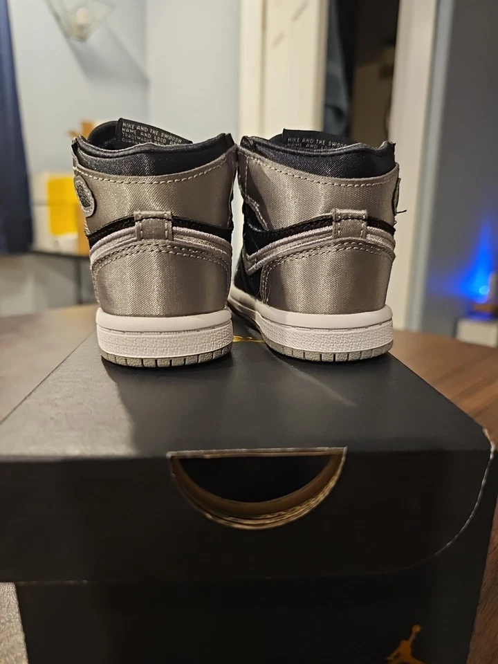 Jordan 1 Retro Alto OG (td) Foto 4 de 4