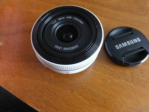 Samsung NX 16mm f2.4 ultra wide angle i-Function pancake Lens. Nr Minty