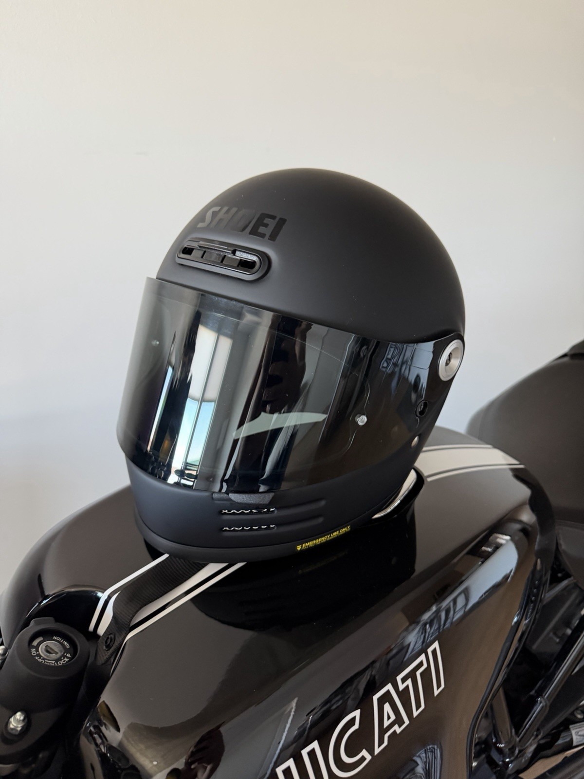 Shoei Glamster Motorcycle Helmet Matte Black Size Large Bran