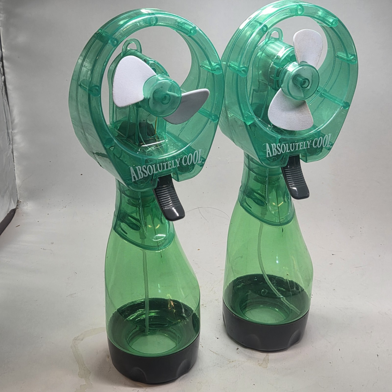 2 Retailery Portable Battery Operated Water Misting Cooling 